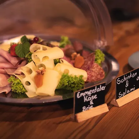 Деревянный коттедж Gruensee Mountain