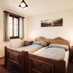 Gruensee Mountain Lodge *