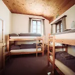 Gruensee Mountain Lodge Zermatt