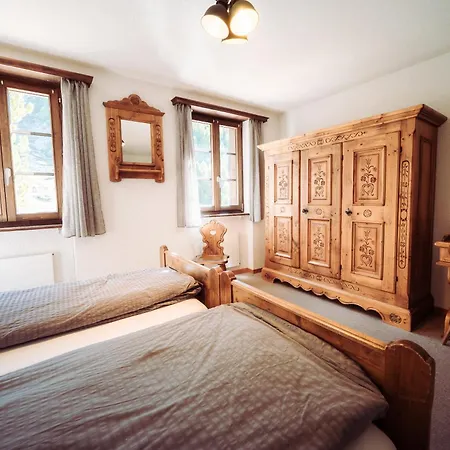 Lodge Gruensee Mountain